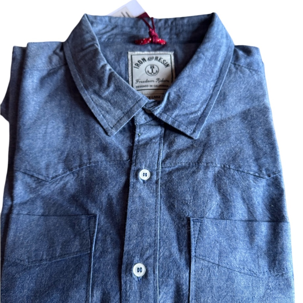 Iron & Resin Blue Casual Shirt with Classic Collar New!